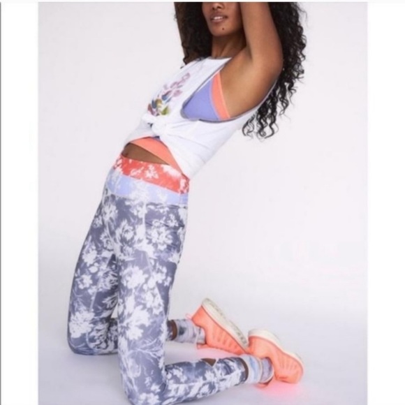 Free People Movement Wave Rider Leggings - Picture 2 of 9
